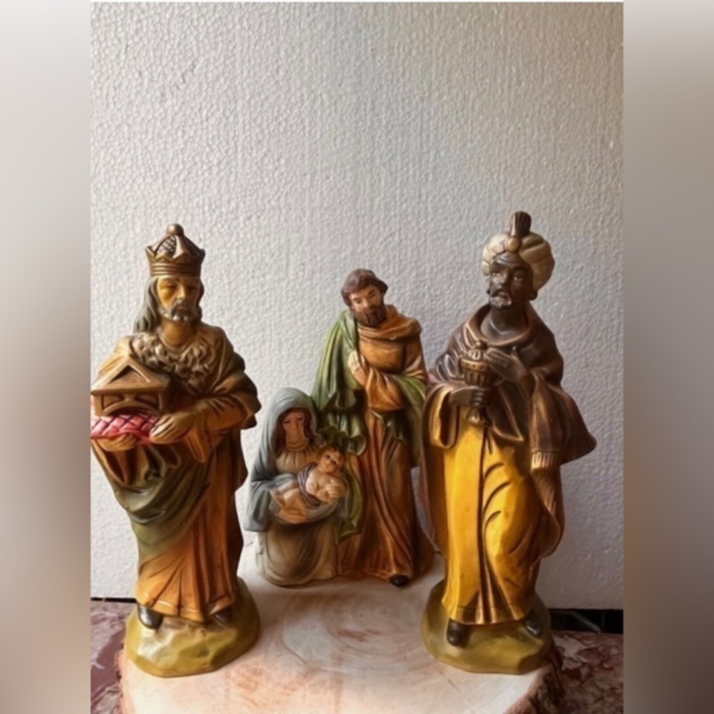 Christmas NATIVITY FIGURINES scene JAPAN 1960